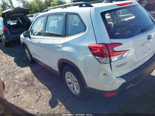 2024 SUBARU FORESTER 3