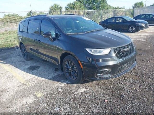 2021 CHRYSLER PACIFICA TOURING L 1
