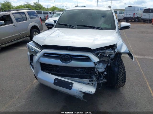 2023 TOYOTA 4RUNNER SR5 PREMIUM 6