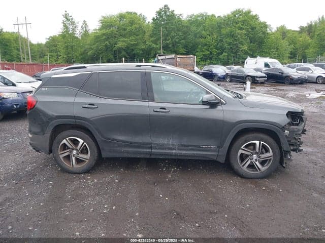 2018 GMC TERRAIN SLT 13