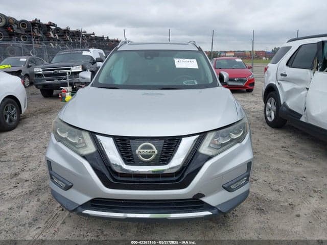 2017 NISSAN ROGUE SL 12