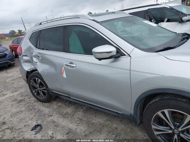2017 NISSAN ROGUE SL 13
