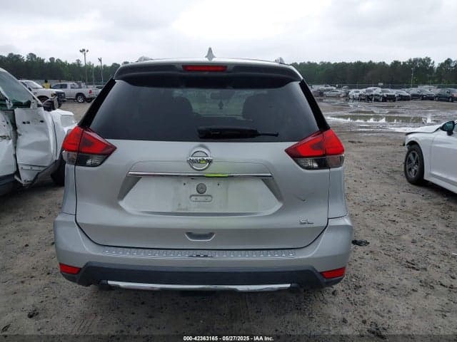 2017 NISSAN ROGUE SL 16