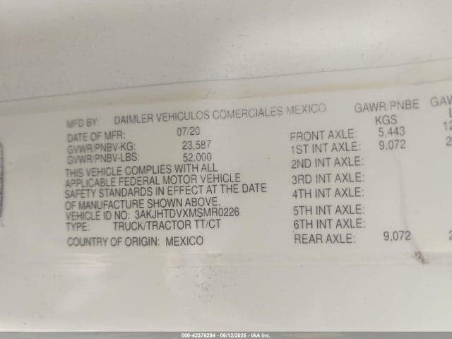 2021 FREIGHTLINER NEW CASCADIA 116 9