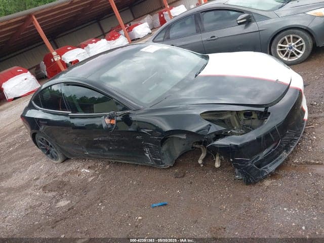 2018 TESLA MODEL 3 LONG RANGE/PERFORMANCE 13