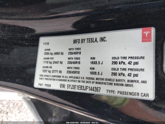 2018 TESLA MODEL 3 LONG RANGE/PERFORMANCE 9