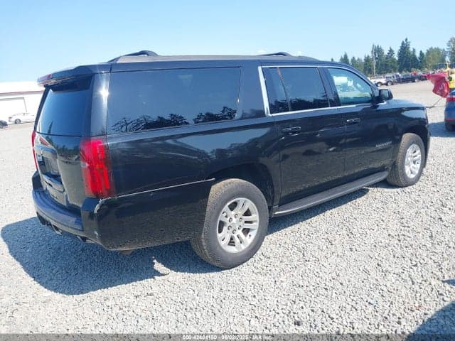 2019 CHEVROLET SUBURBAN LT 4