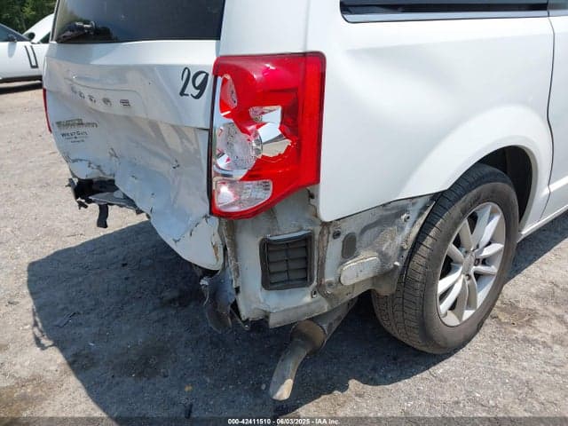 2018 DODGE GRAND CARAVAN SXT 18