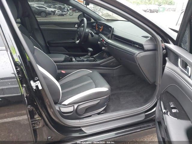 2025 KIA K5 GT-LINE 5
