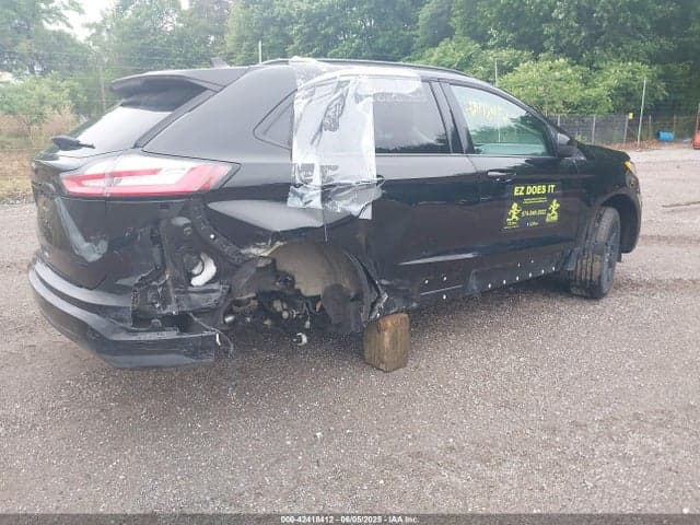 2024 FORD EDGE SE 4