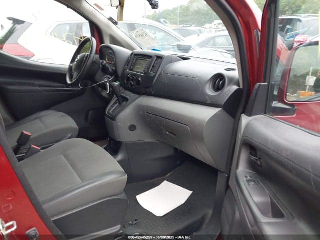 2018 NISSAN NV200 SV 5