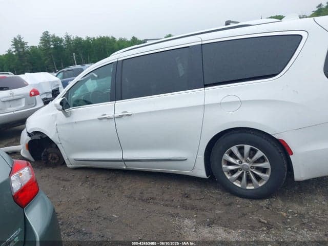 2018 CHRYSLER PACIFICA TOURING L 15