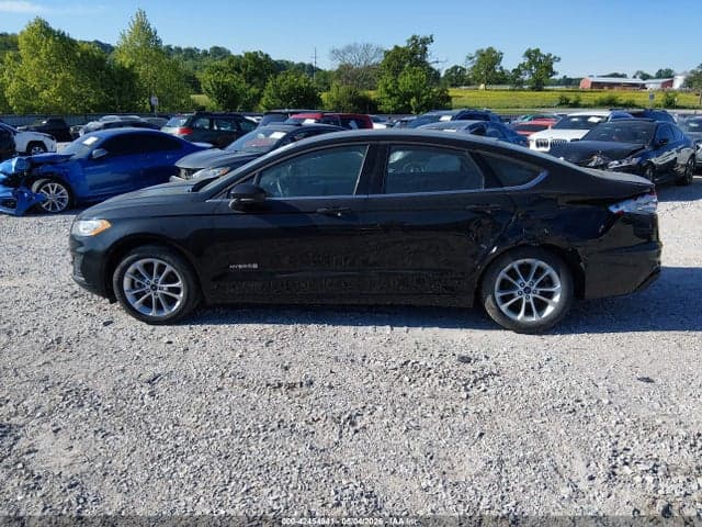 2019 FORD FUSION HYBRID SE 14