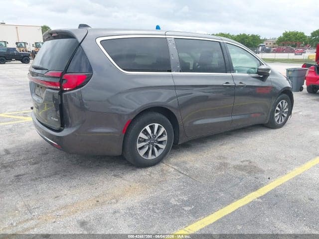 2023 CHRYSLER PACIFICA HYBRID TOURING L 4