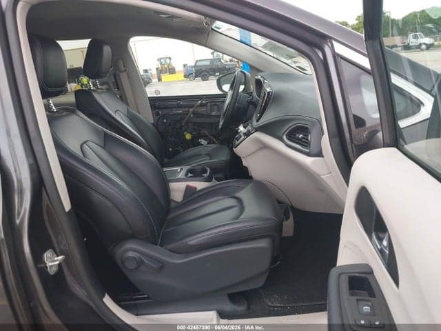 2023 CHRYSLER PACIFICA HYBRID TOURING L 5