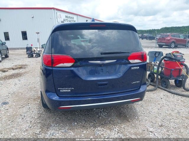 2018 CHRYSLER PACIFICA LIMITED 16