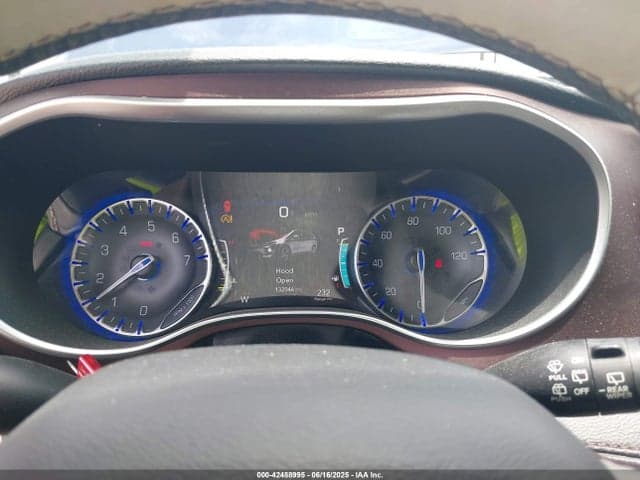 2018 CHRYSLER PACIFICA LIMITED 7
