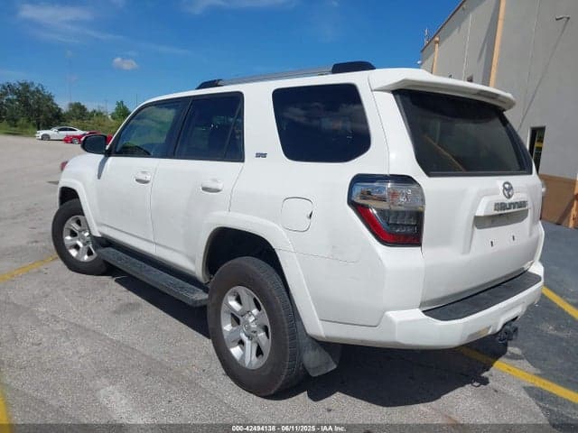 2021 TOYOTA 4RUNNER SR5 3