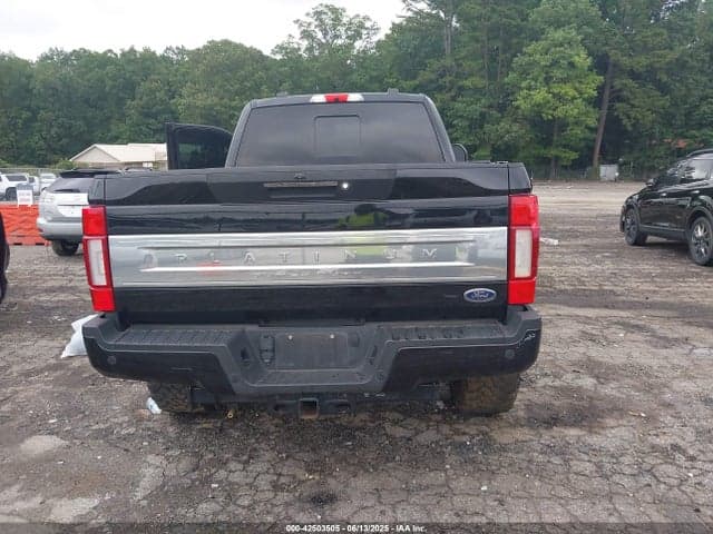 2022 FORD F-250 PLATINUM 6