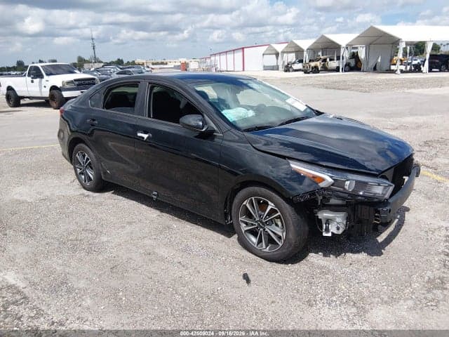 2024 KIA FORTE LXS 1