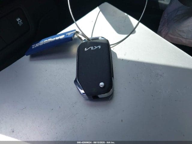 2024 KIA FORTE LXS 11