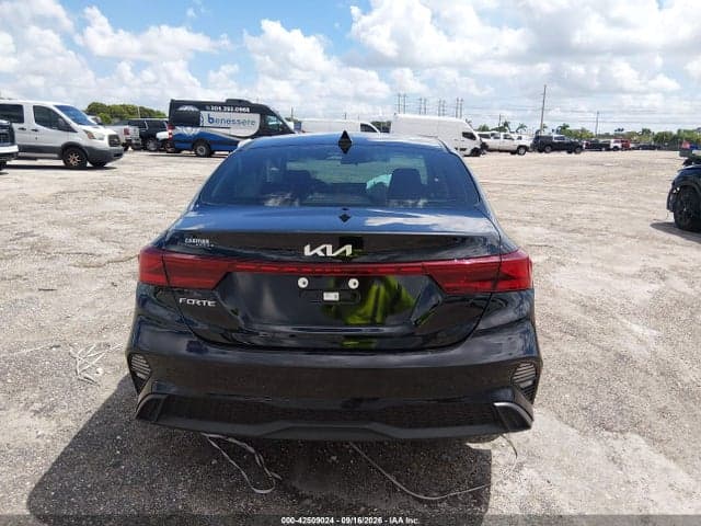 2024 KIA FORTE LXS 16