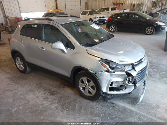 2020 CHEVROLET TRAX FWD LT - 1
