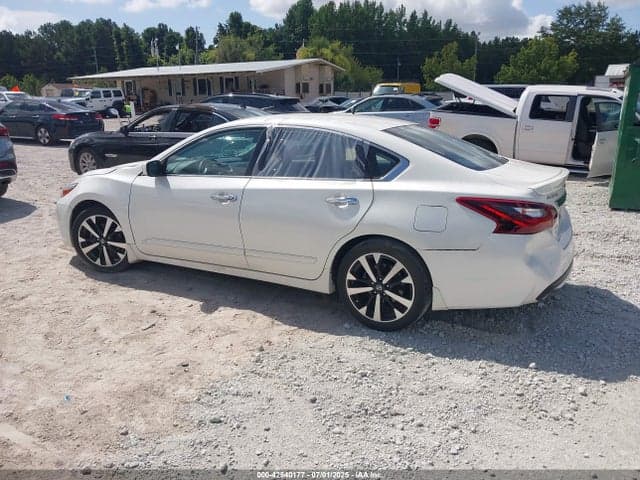 2018 NISSAN ALTIMA 2.5 SR 15