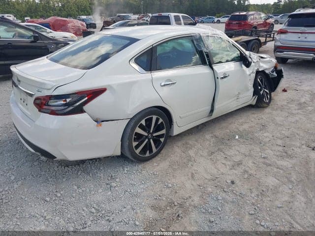 2018 NISSAN ALTIMA 2.5 SR 4