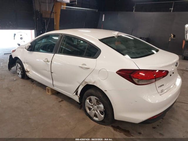 2017 KIA FORTE LX 3