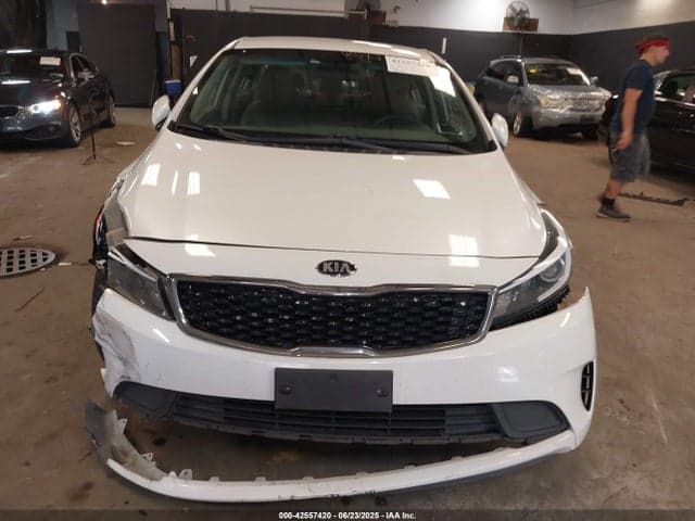 2017 KIA FORTE LX 6