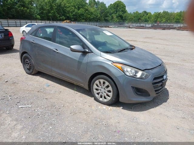 2017 HYUNDAI ELANTRA GT 1