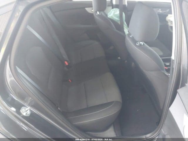 2024 KIA FORTE LX 8
