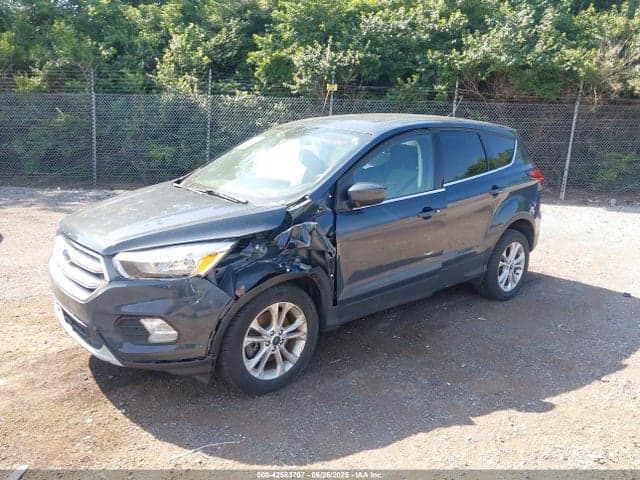 2019 FORD ESCAPE SE 17