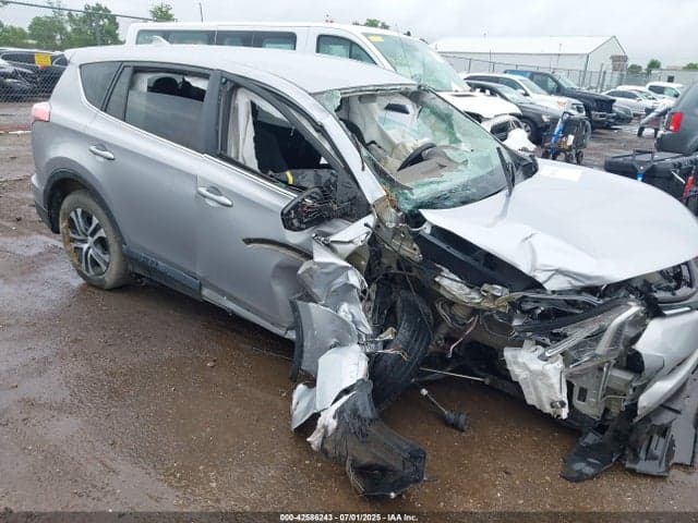 2018 TOYOTA RAV4 LE 1
