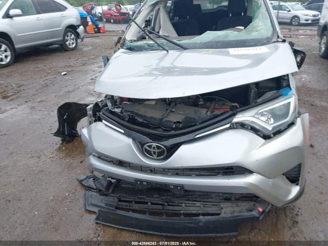 2018 TOYOTA RAV4 LE 13