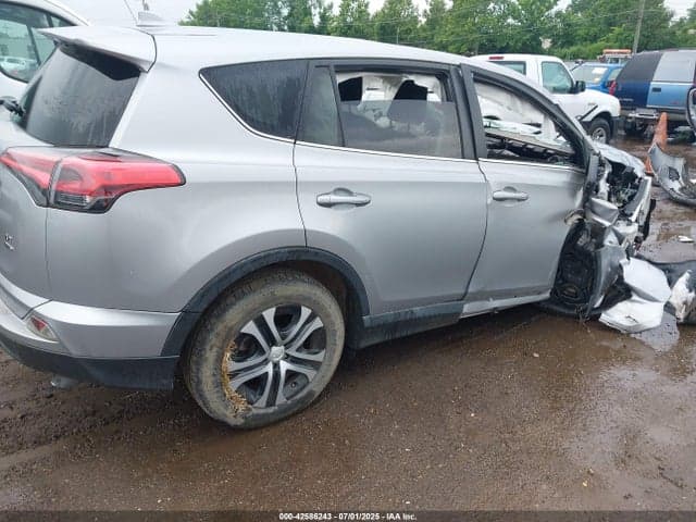 2018 TOYOTA RAV4 LE 4