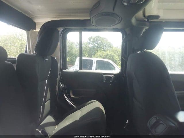 2023 JEEP GLADIATOR RUBICON 4X4 8