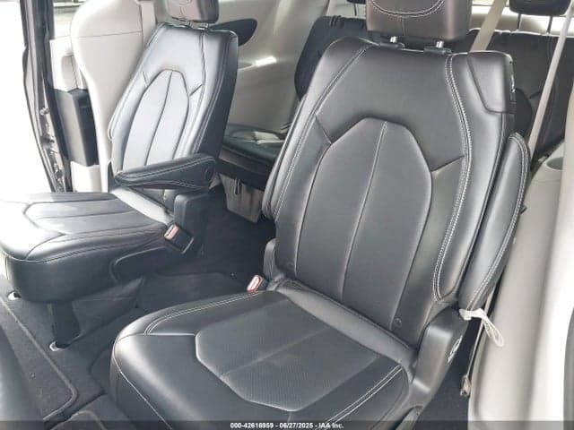 2024 CHRYSLER PACIFICA TOURING L 20