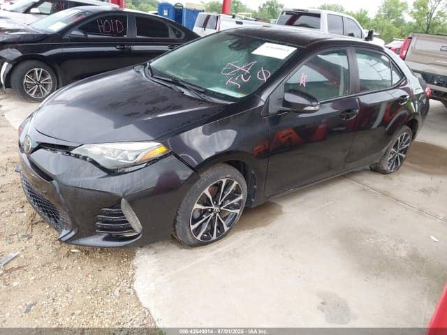 2017 TOYOTA COROLLA SE 2
