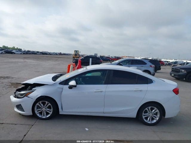 2019 CHEVROLET CRUZE LT 14