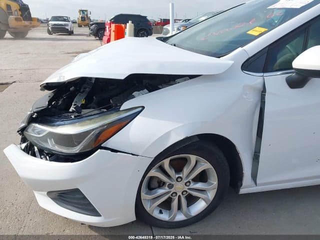 2019 CHEVROLET CRUZE LT 20