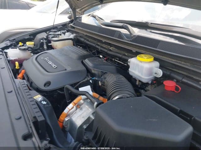 2023 CHRYSLER PACIFICA HYBRID TOURING L 10