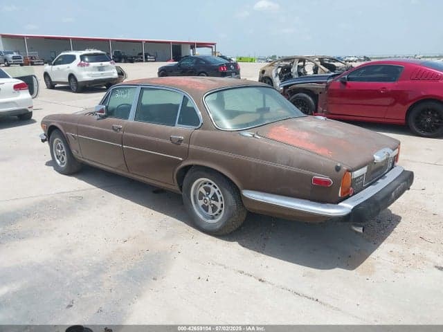 1979 JAGUAR XJ6 3