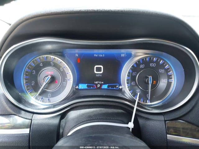 2020 CHRYSLER 300 LIMITED 7