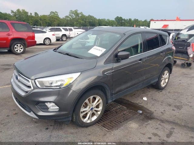 2017 FORD ESCAPE SE 2