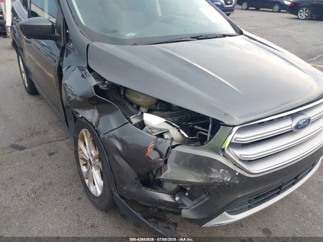 2017 FORD ESCAPE SE 6