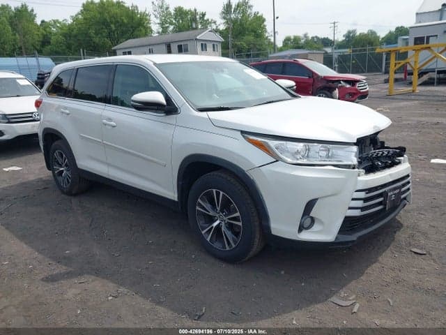 2019 TOYOTA HIGHLANDER LE PLUS 1