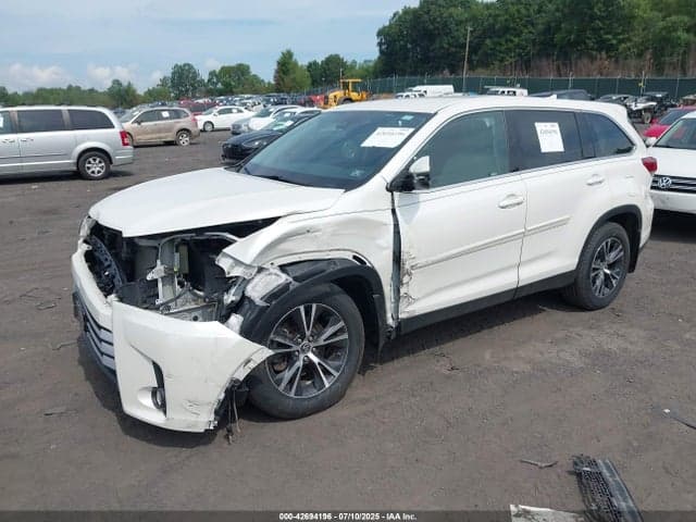 2019 TOYOTA HIGHLANDER LE PLUS 2