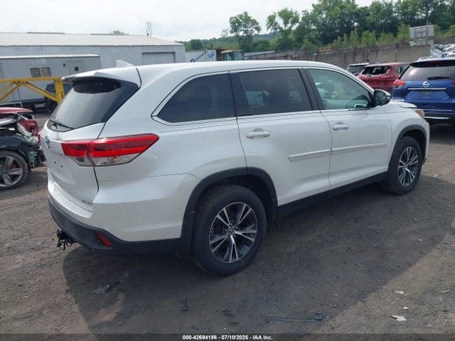2019 TOYOTA HIGHLANDER LE PLUS 4